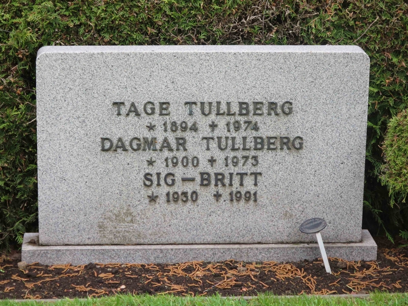 Grave number: HÖB 70D   107