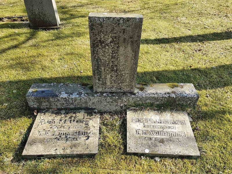 Grave number: Å G   135