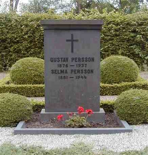 Grave number: BK F   251, 252