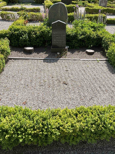 Grave number: AN F   089, 090