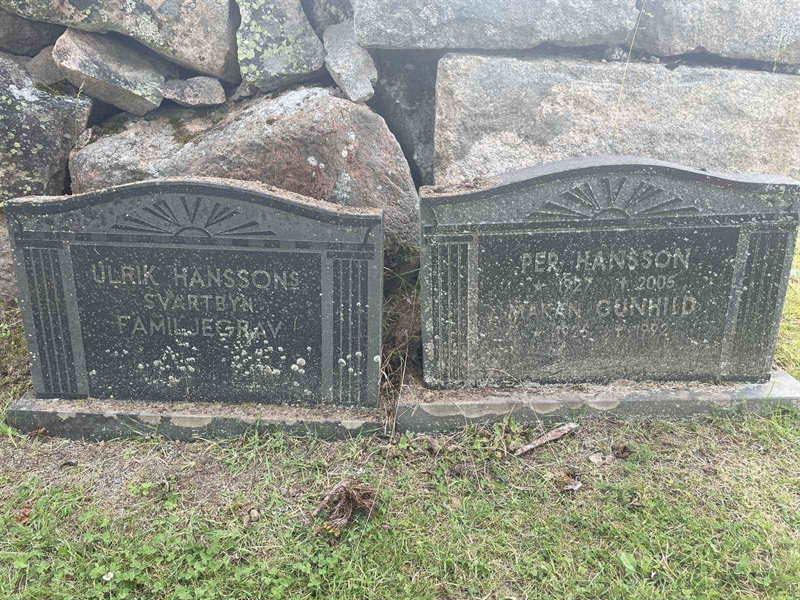 Grave number: 001 1   210