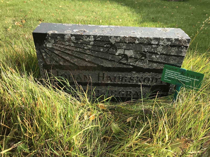 Grave number: ÅR B    47, 48