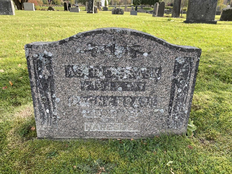 Grave number: 4 Ga 17    55-56