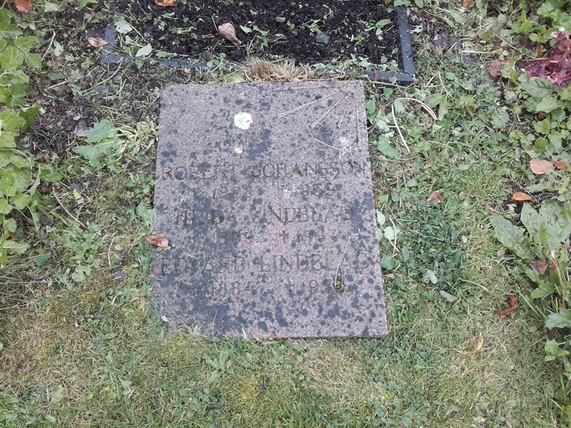 Grave number: NO 03    73