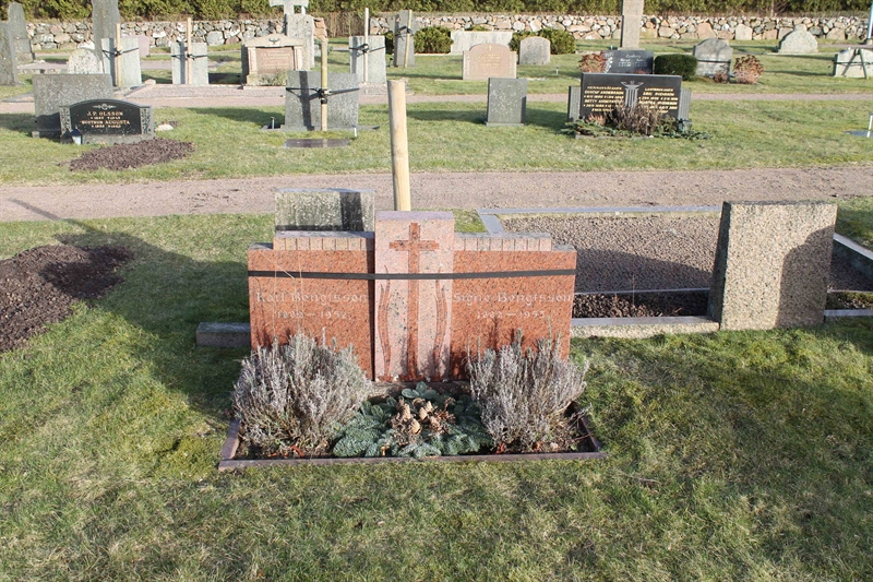 Grave number: ÖKK 5   107, 108