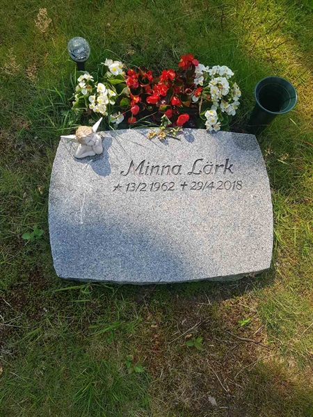 Grave number: 01  1976