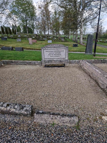 Grave number: 501 07 961-965