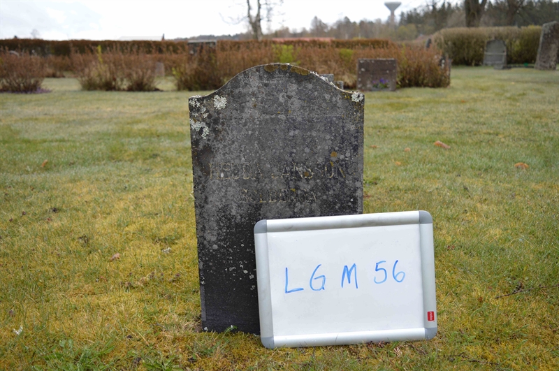 Grave number: LG M    56