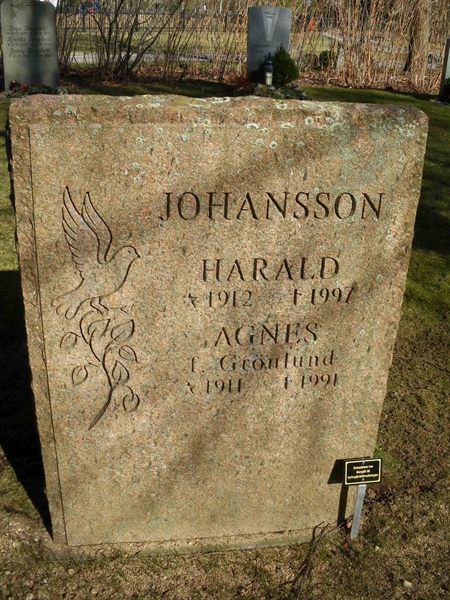 Grave number: HNB I    14