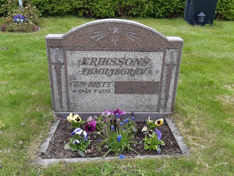 Grave number: KA 08    57-58