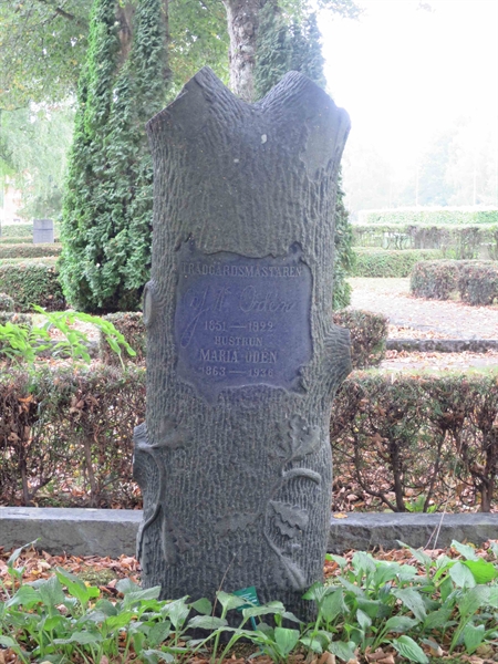 Grave number: HÖB 8   214