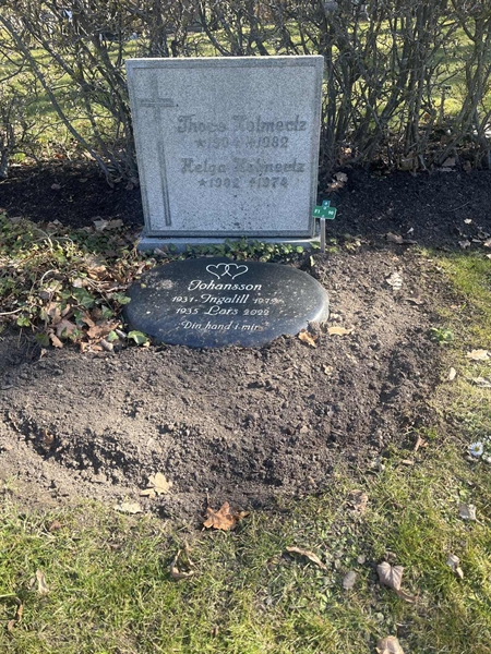 Grave number: 1 3 F1 90
