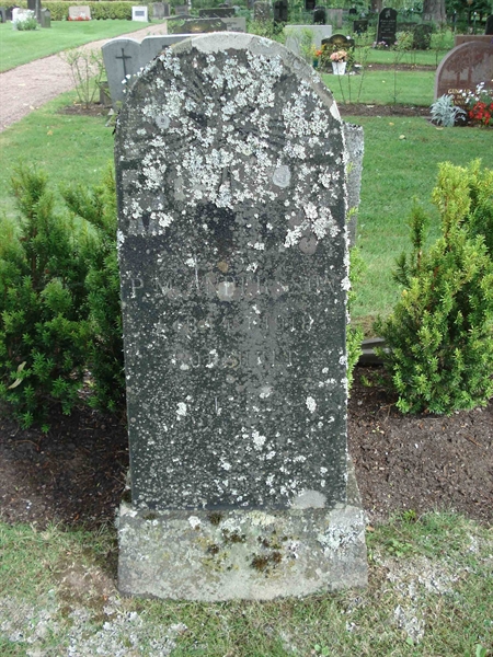 Grave number: KU 07     2