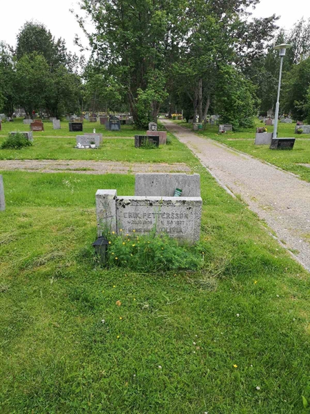 Grave number: NK 08    15