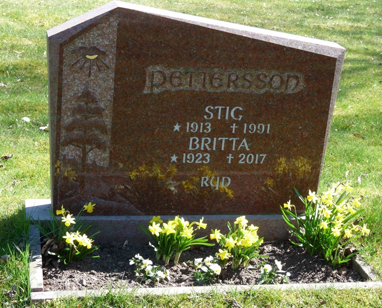 Grave number: JÄ 5    4, 5
