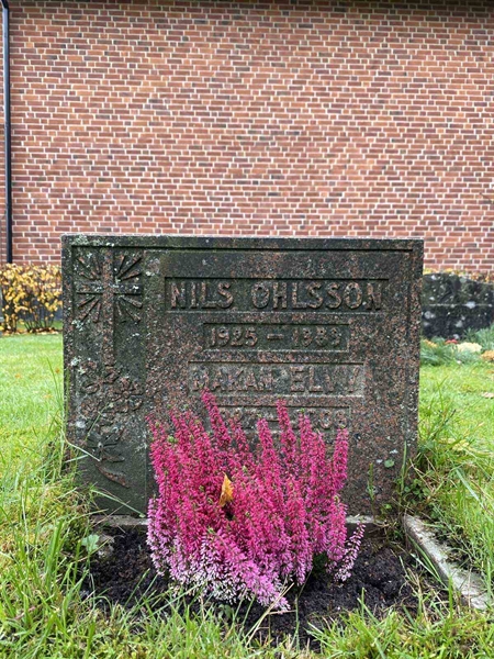 Gravnummer: 1 24    134