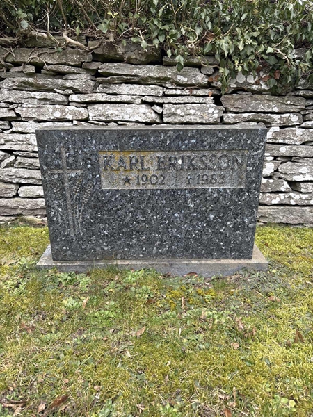 Grave number: G A 18