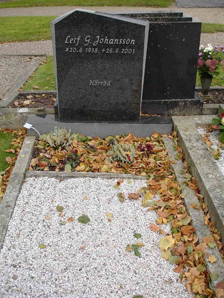 Grave number: FG B     9