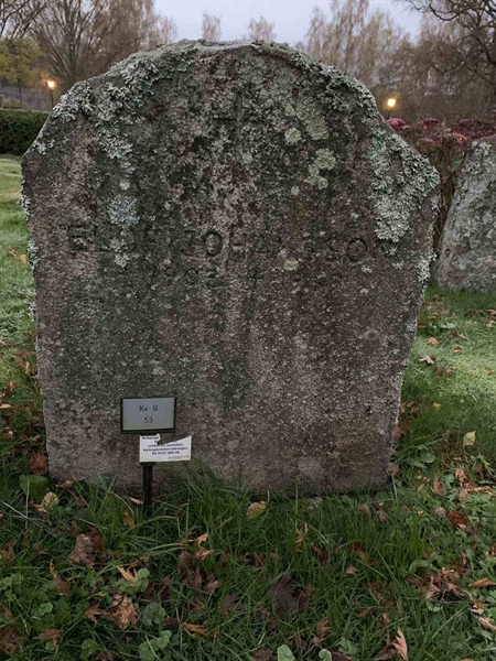 Grave number: M G   53