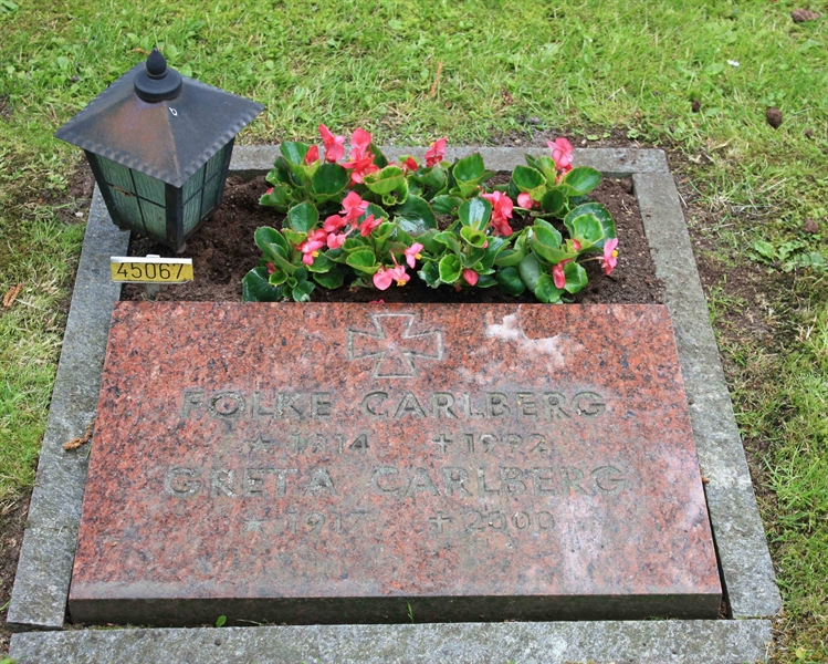 Grave number: Ö 45    67