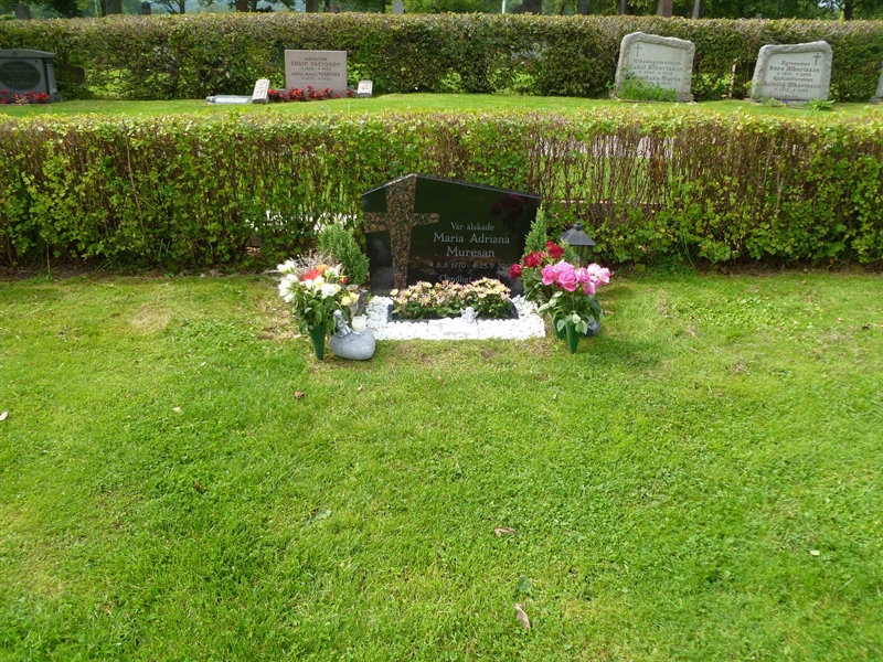 Grave number: ROG G   48, 49