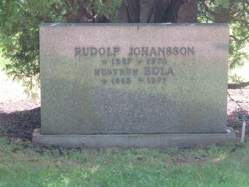 Grave number: HÖB 34     7