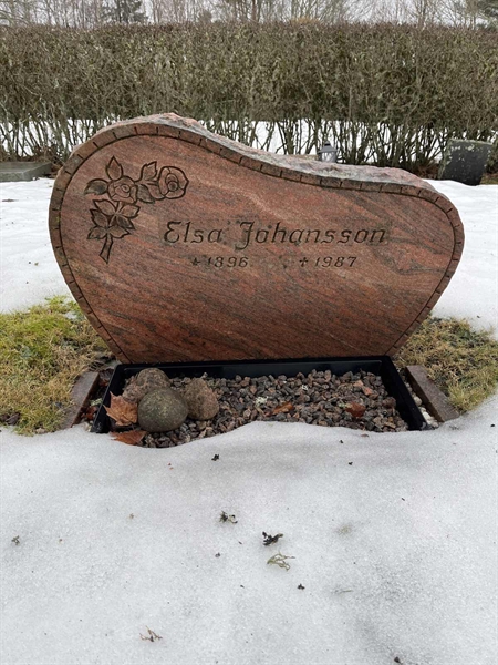 Gravnummer: SJ M     6