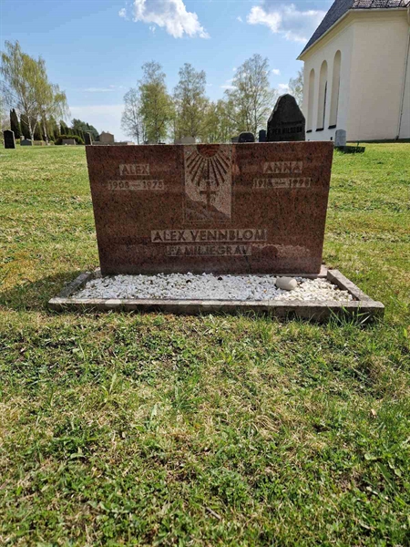 Grave number: 501 05 663-665