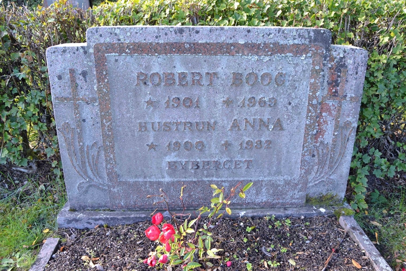 Grave number: 4 I   341