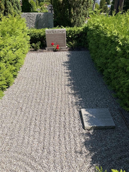 Grave number: NK VII   103