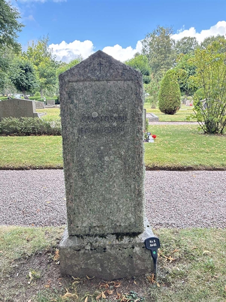 Grave number: 33 6    64-65
