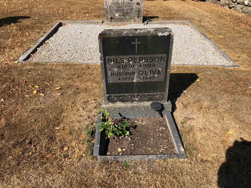 Grave number: Ko 01    49, 50