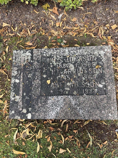 Grave number: 4 02 09    47