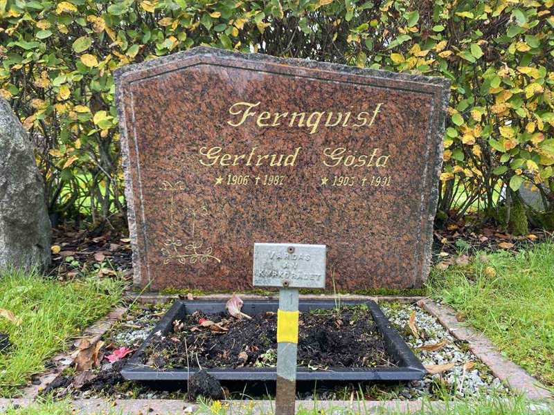 Hautatunnus: 1 21     U8