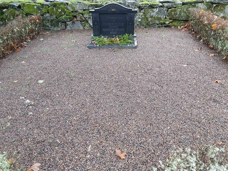 Grave number: Å G     4