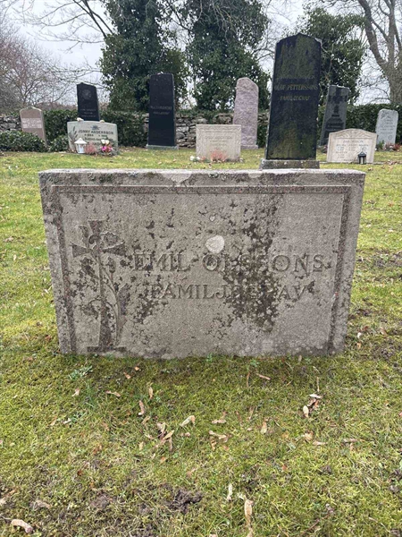Grave number: LE 225, 226