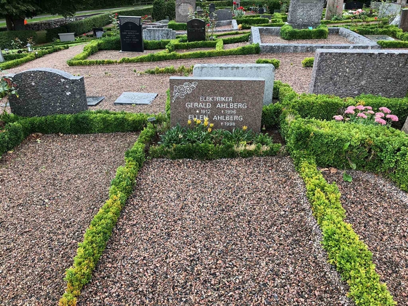 Grave number: Kå 26    43