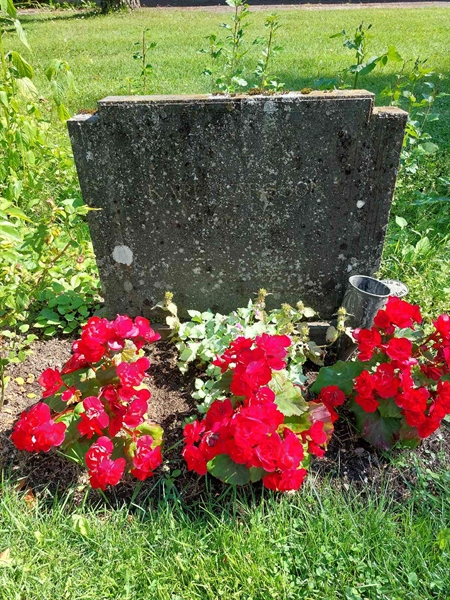 Grave number: 1 C   112