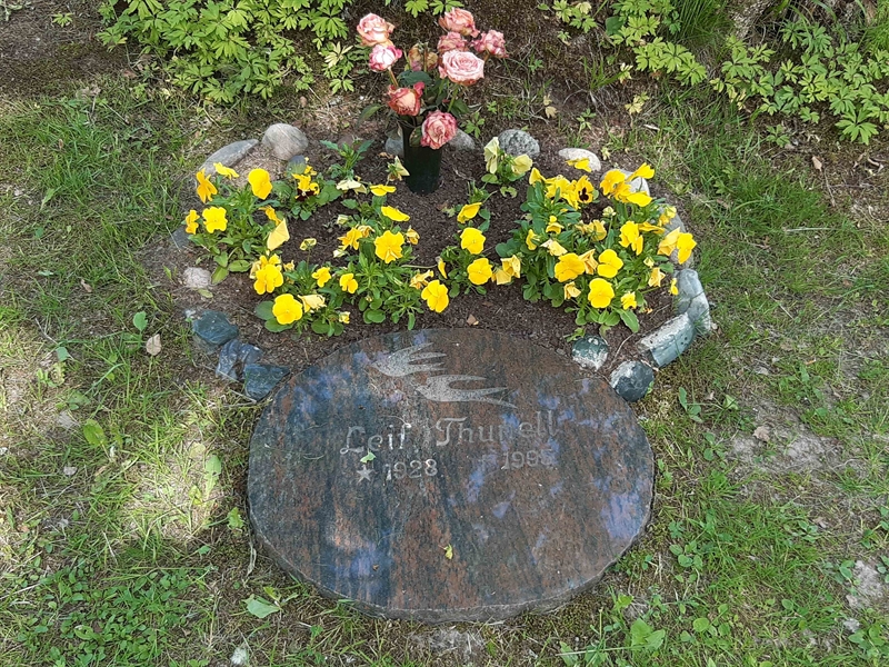 Grave number: KA 16     6