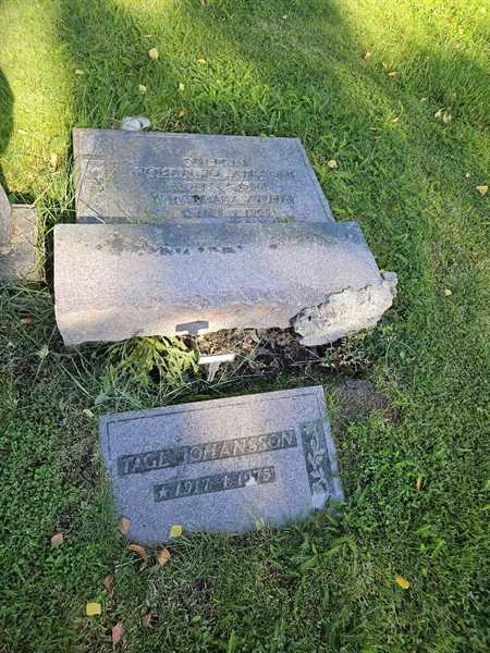 Grave number: Fr 7   236-237