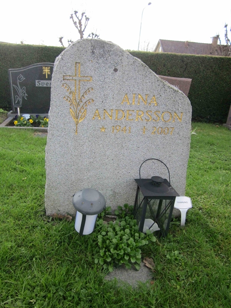 Grave number: 04 D   89
