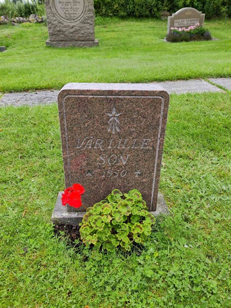 Grave number: HA 4  4092