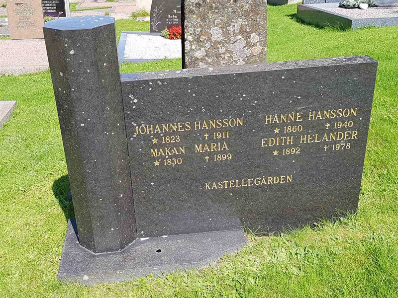 Grave number: 06 61042