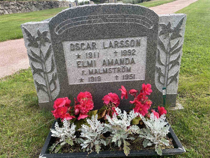 Grave number: 001 1   147