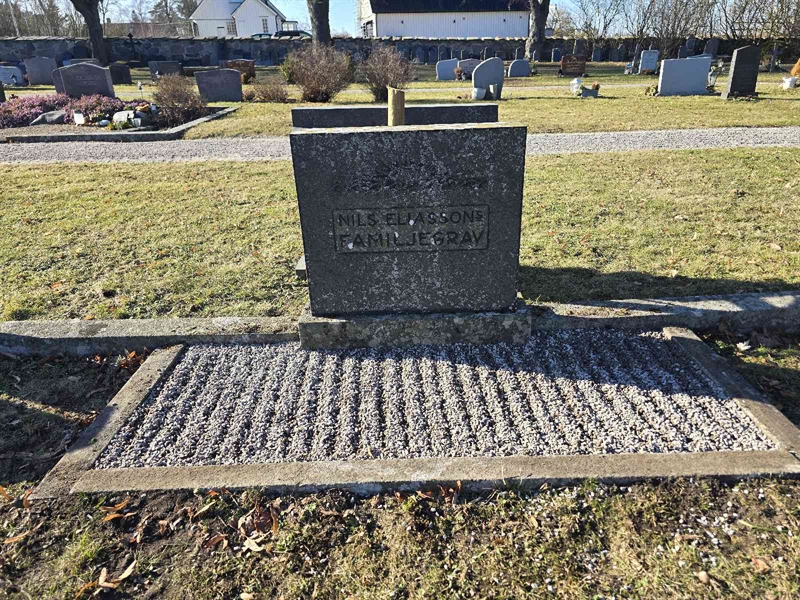 Gravnummer: 1 43    52-54