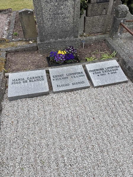 Grave number: SKF A   169, 170