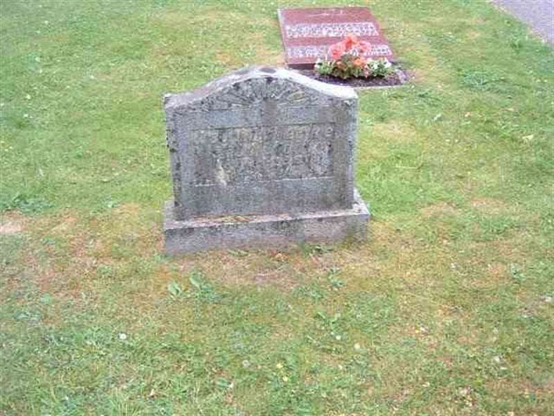 Grave number: 01 E   172
