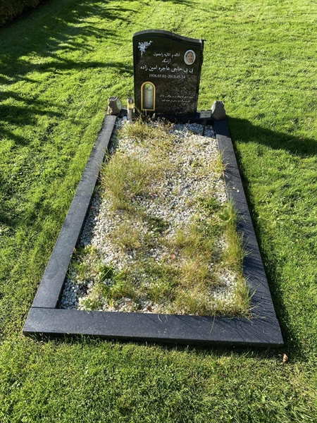 Grave number: 2 H   180