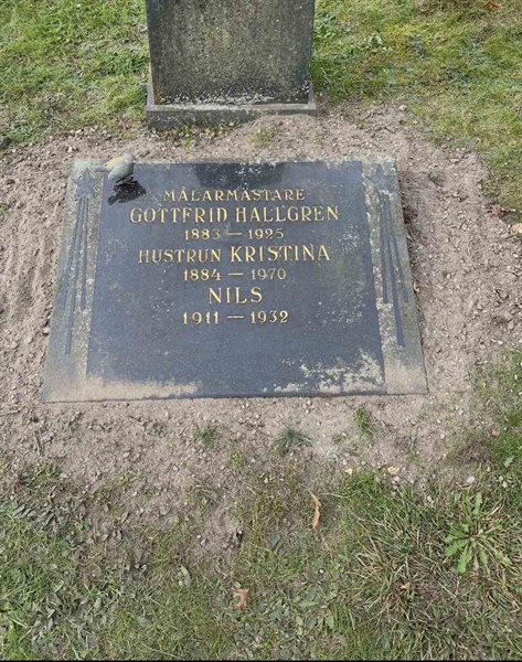 Grave number: MA A   248, 249, 250