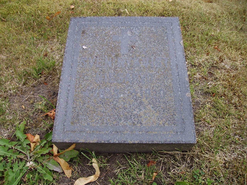 Grave number: 2 F   212